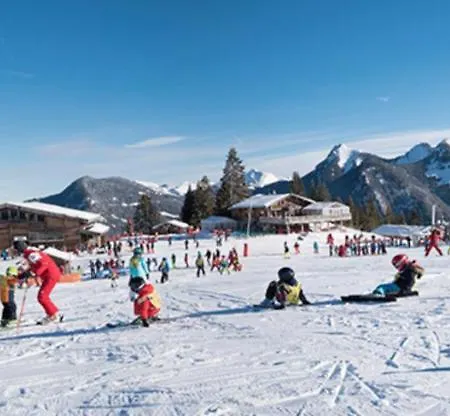 Relai S11: Ski-Side Studio with Mountain View and Wi-Fi Saint-Jean-d'Aulps Exterior photo